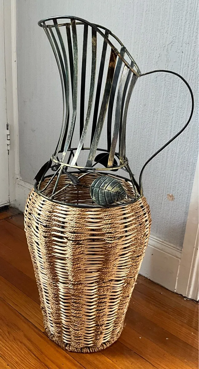 Set of 2 Woven Wicker Vases with Ornate Metal Tops - Image 3