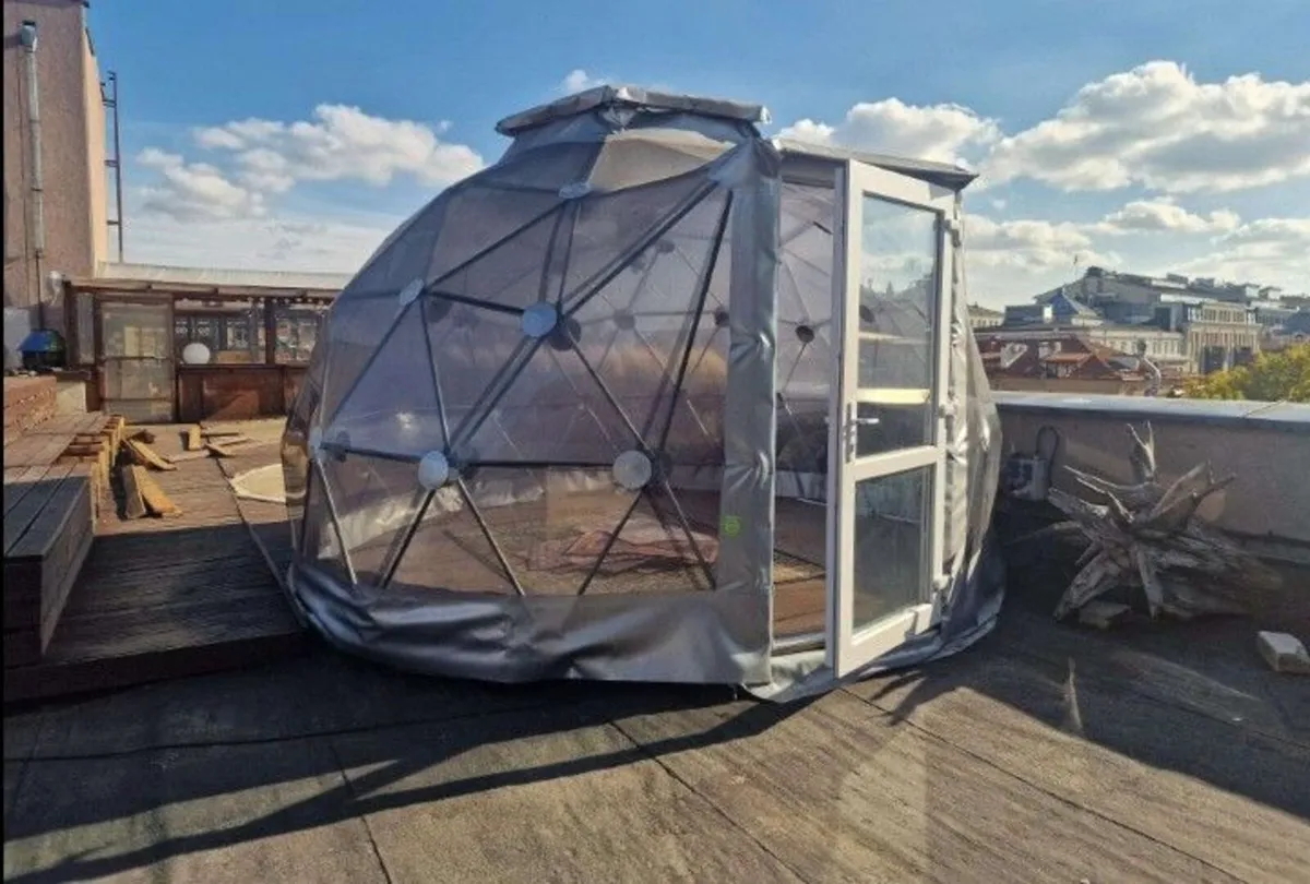 Deluxe 3m(10ft) Tinted Clear Dome Igloo Glamping - Image 4