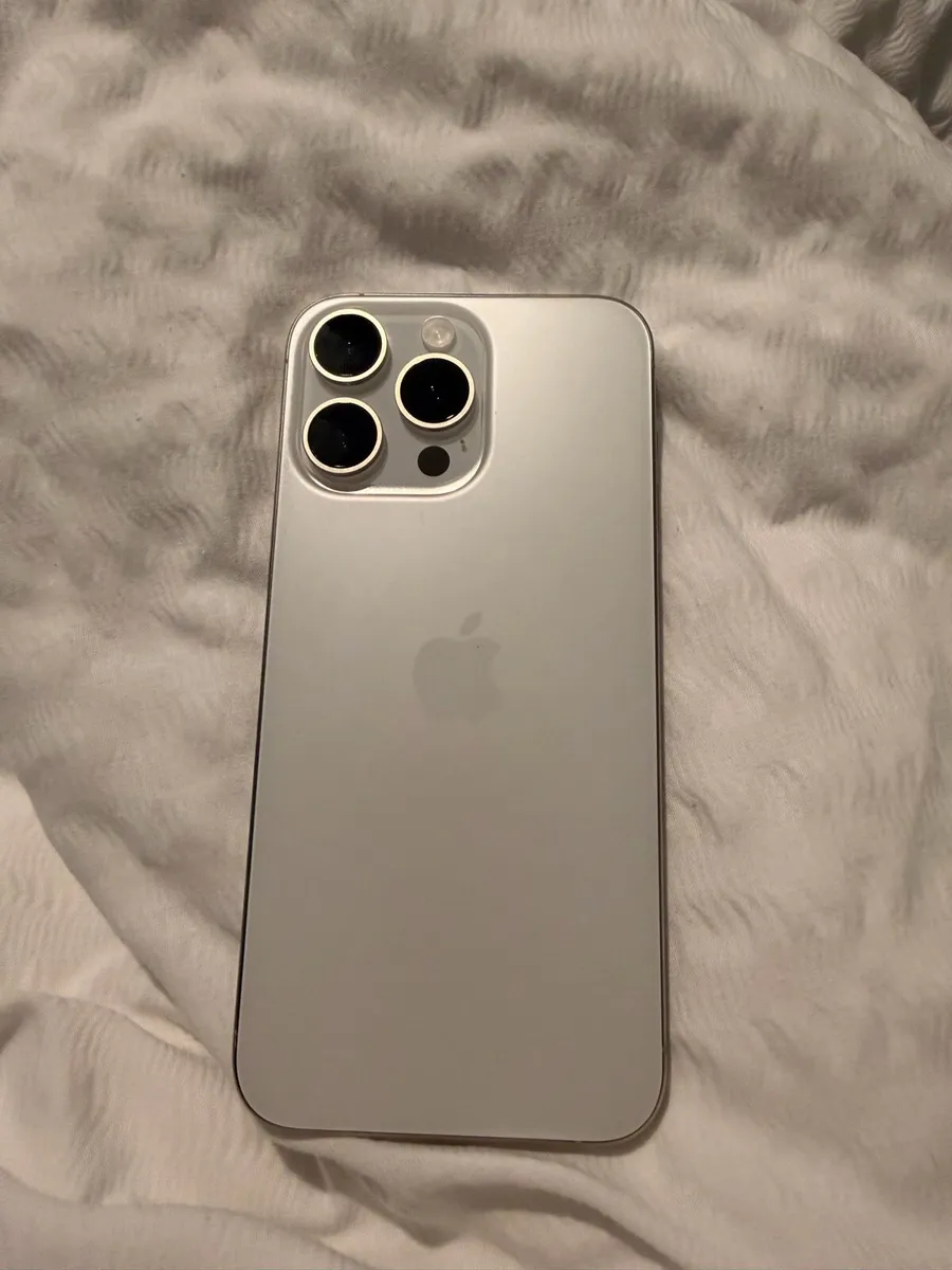 iPhone 15 Pro Max 256GB - Image 2