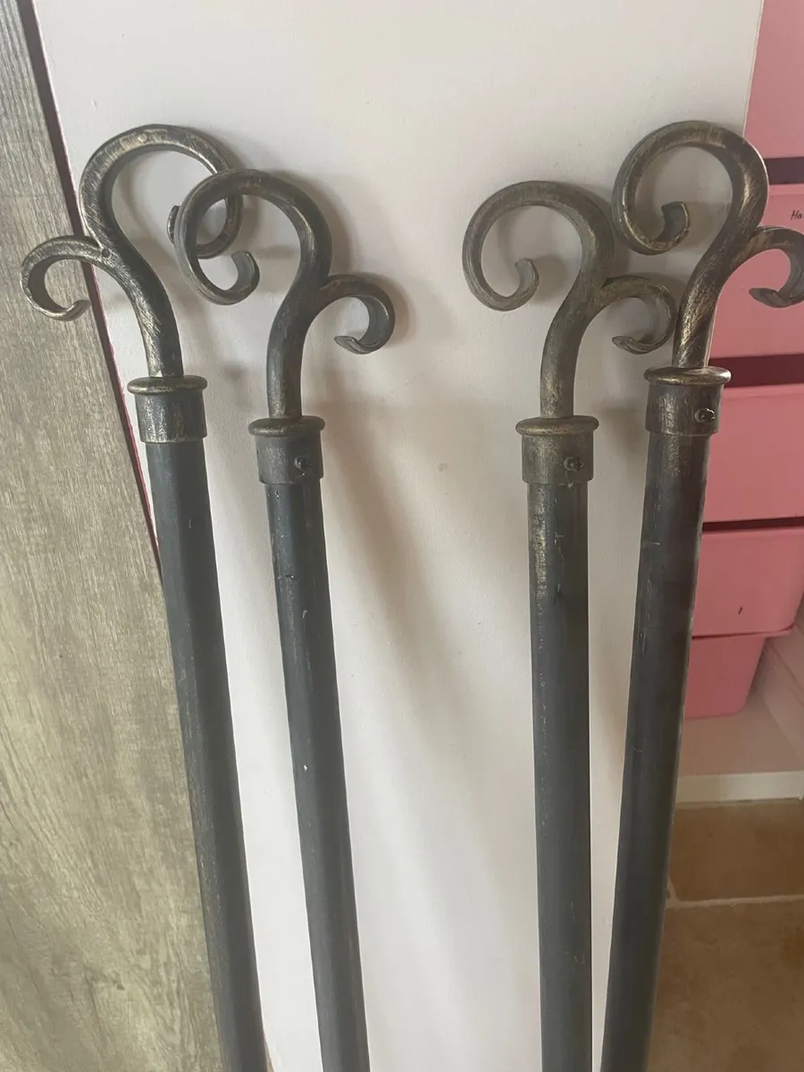 Curtain Poles (extendable) - Image 4