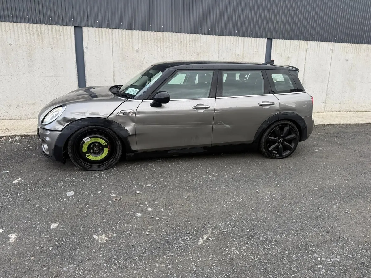 2019 Mini Cooper S Estate Cat D - Image 3