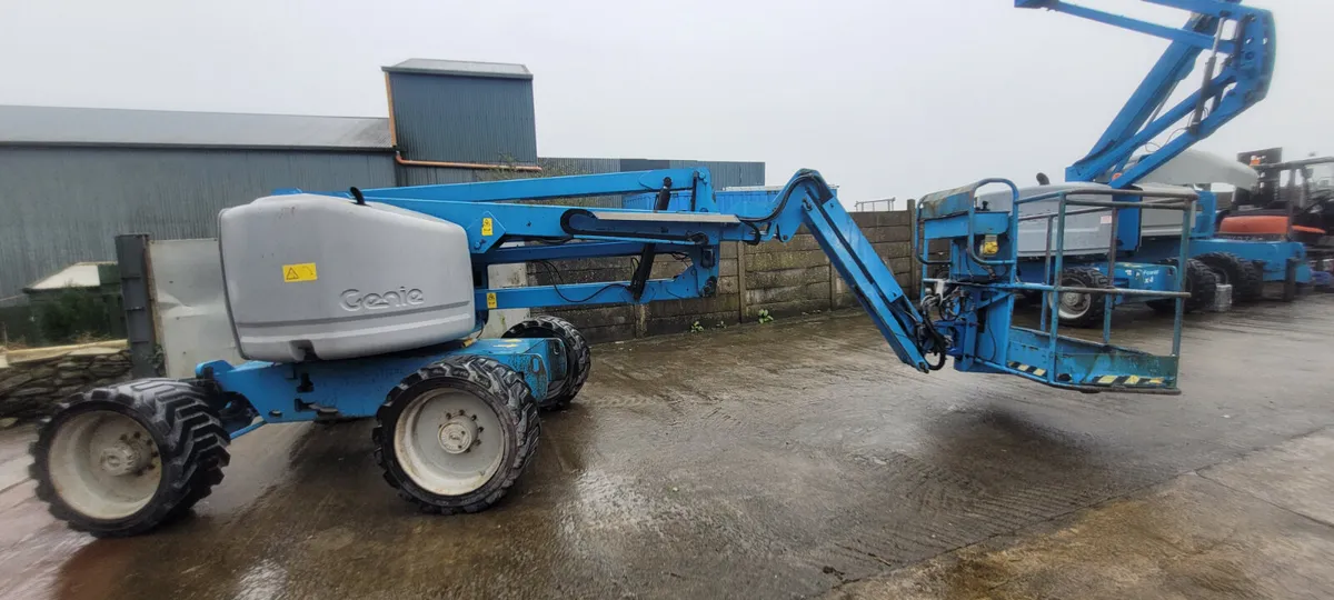 Genie Z 45 boomlift - Image 1