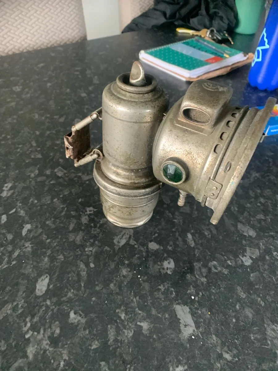 Vintage Lucas lamp - Image 2