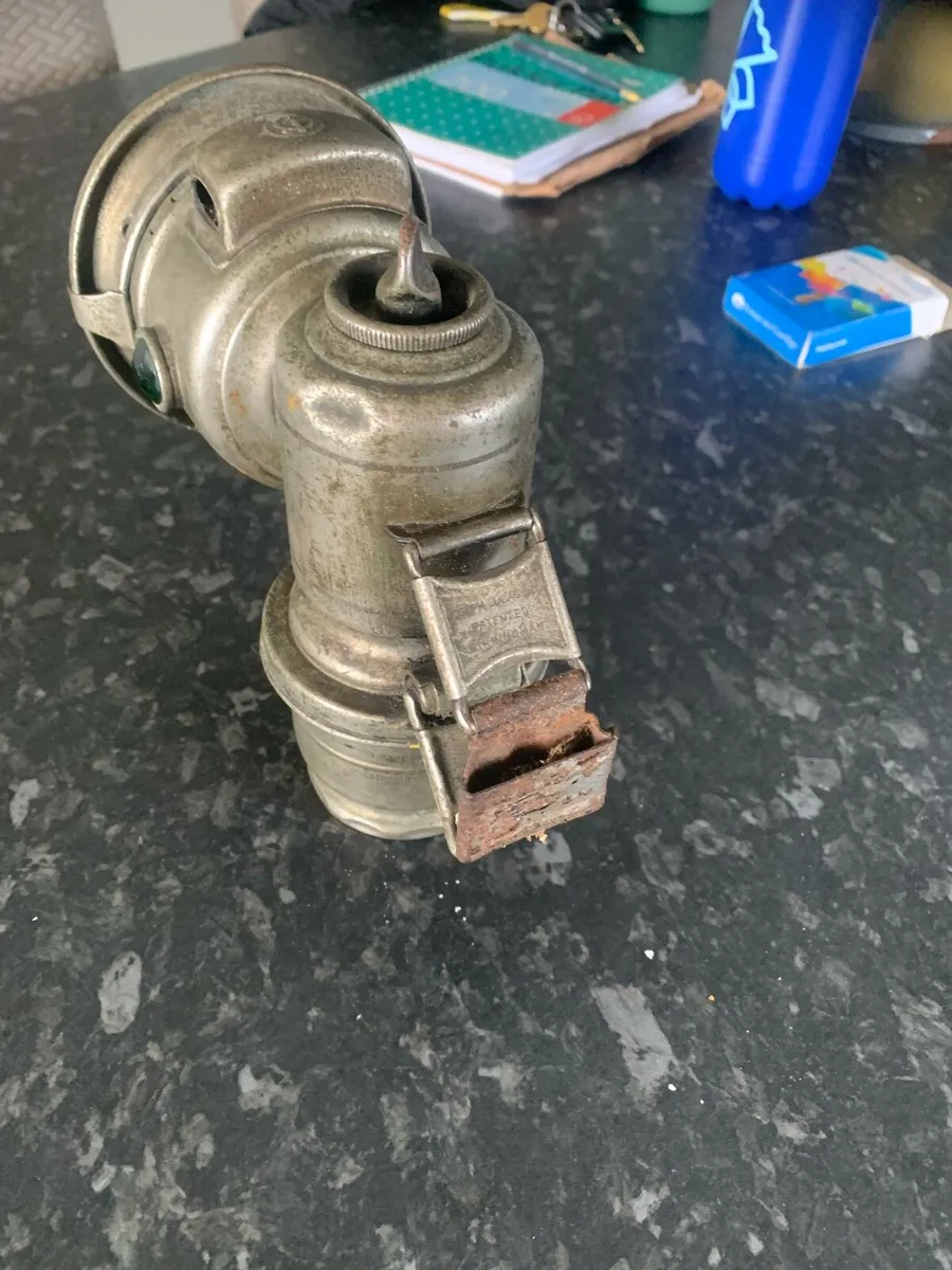 Vintage Lucas lamp - Image 3