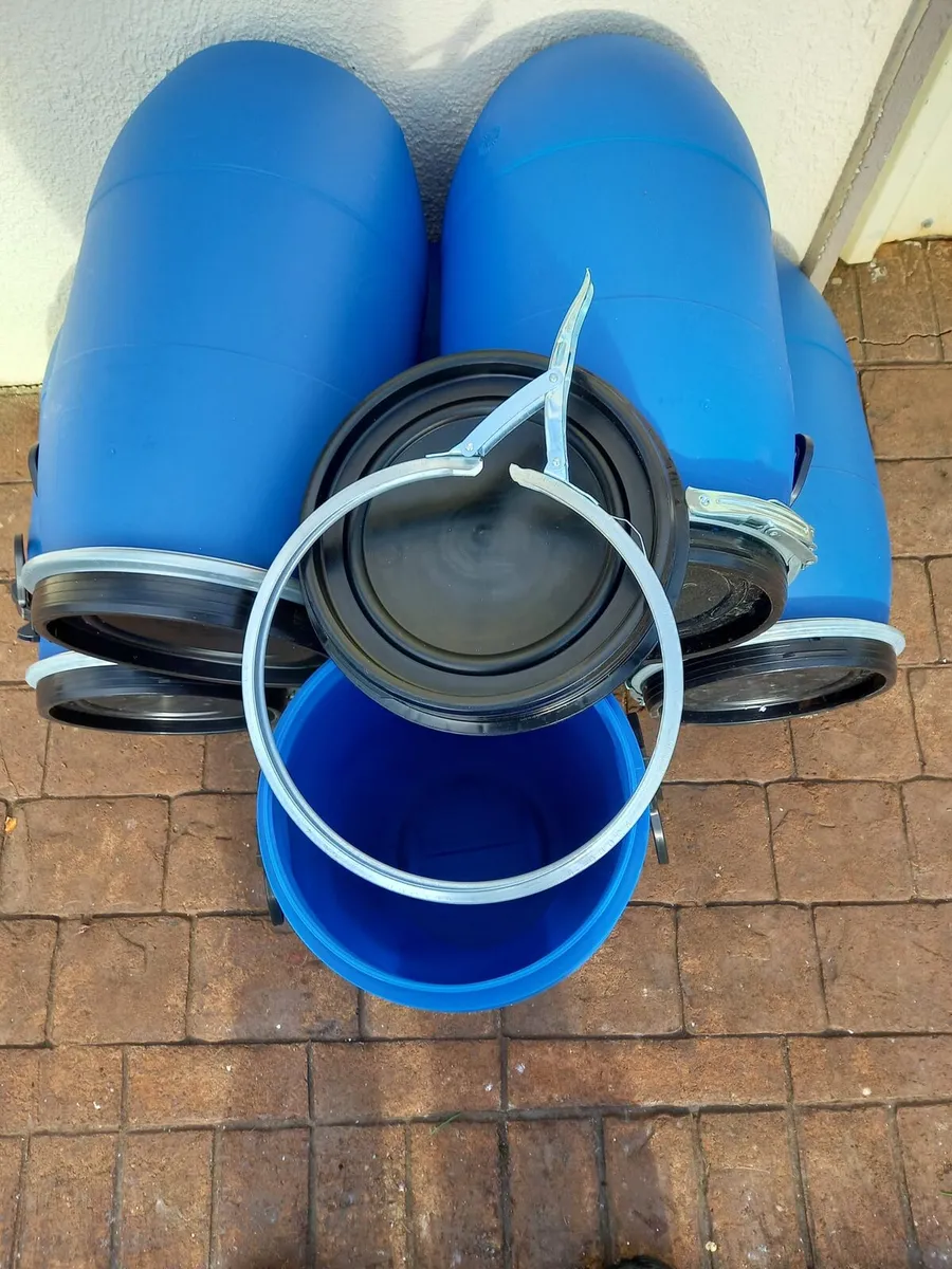 Plastic barrels - Image 3
