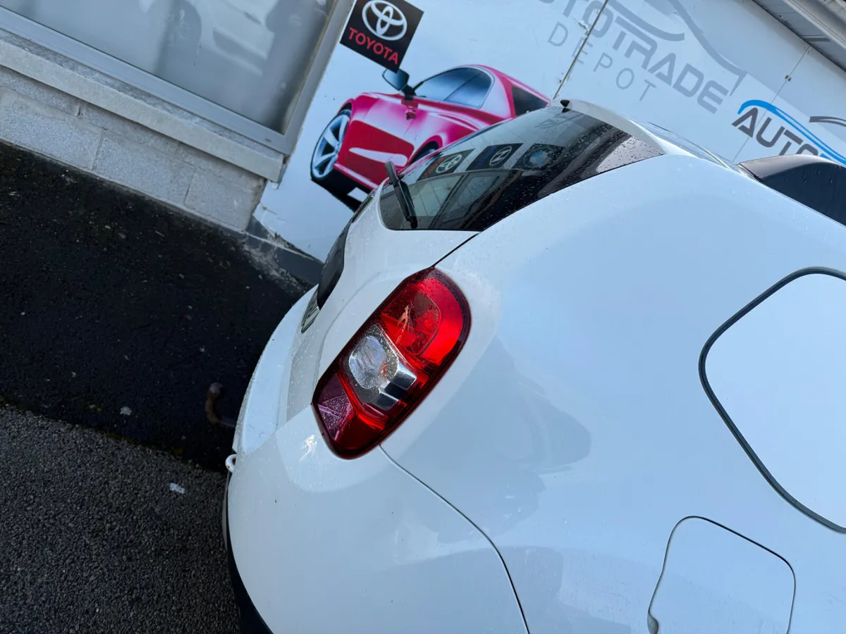 DACIA DUSTER LOW MILAGE - Image 3