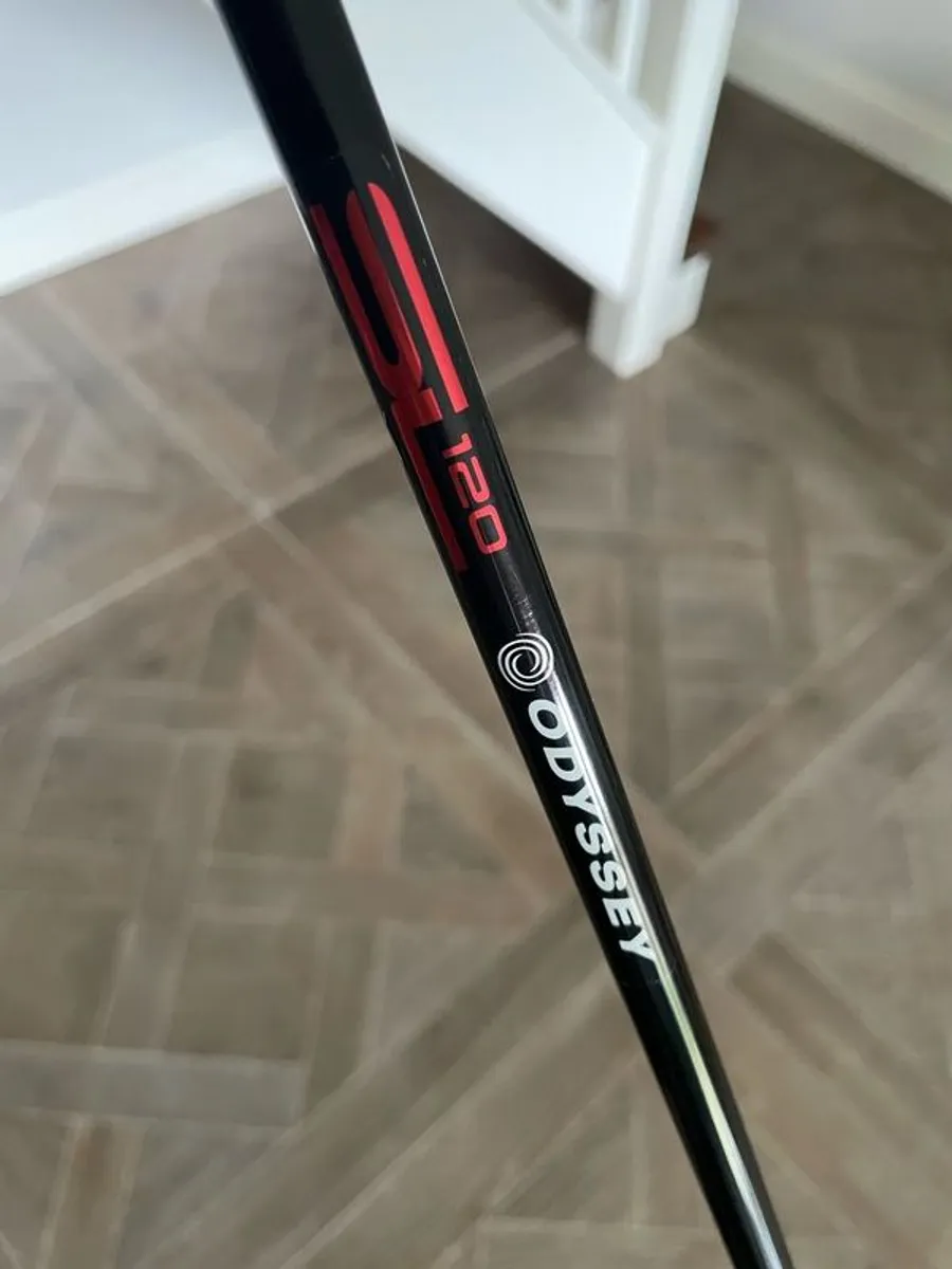 Odyssey AI-One Square 2 Square Jailbird Putter - Image 4