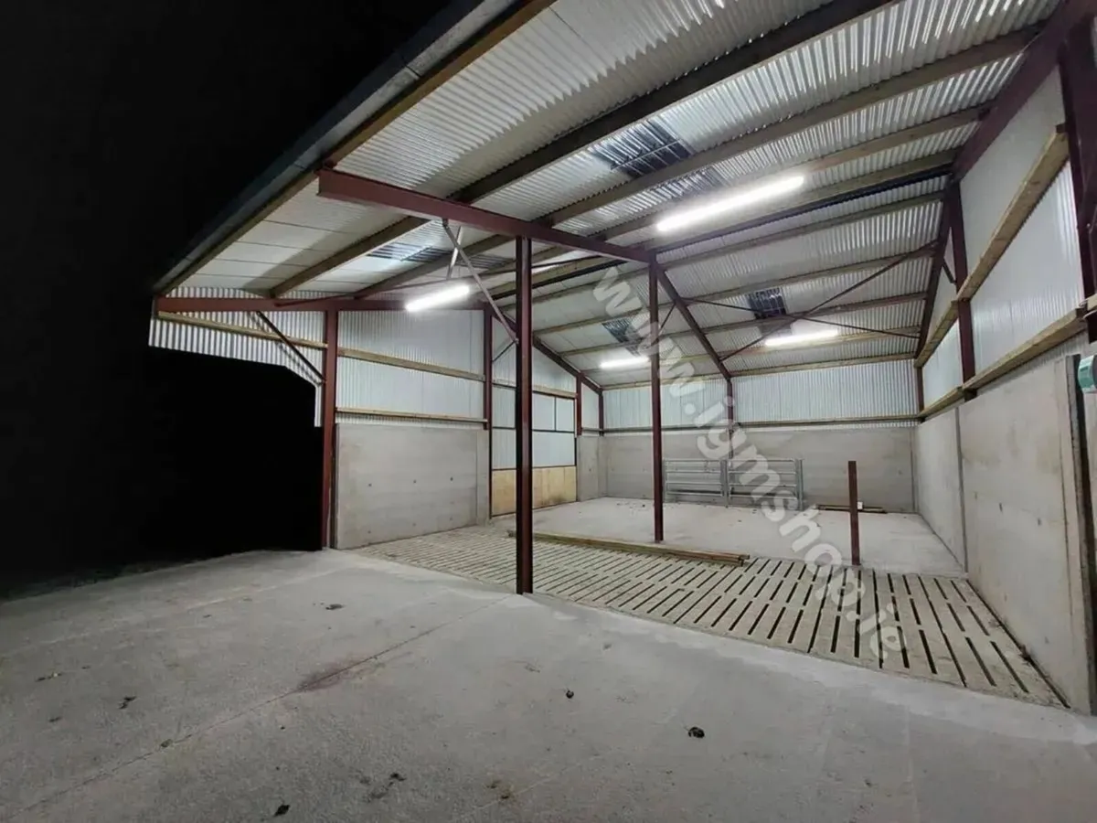 5 foot Led waterproof ip65 garage shed lighting - Image 2