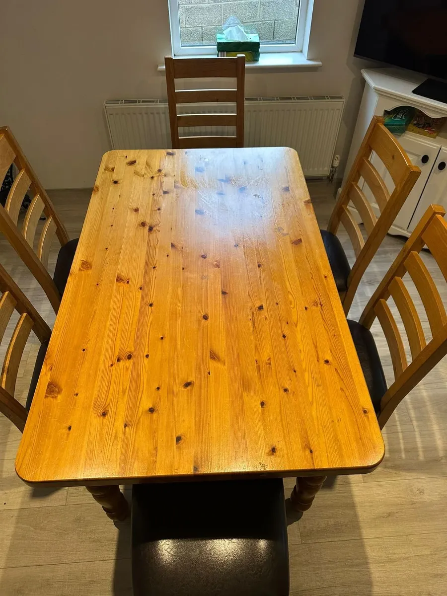 Dining Table & Chairs - Image 4