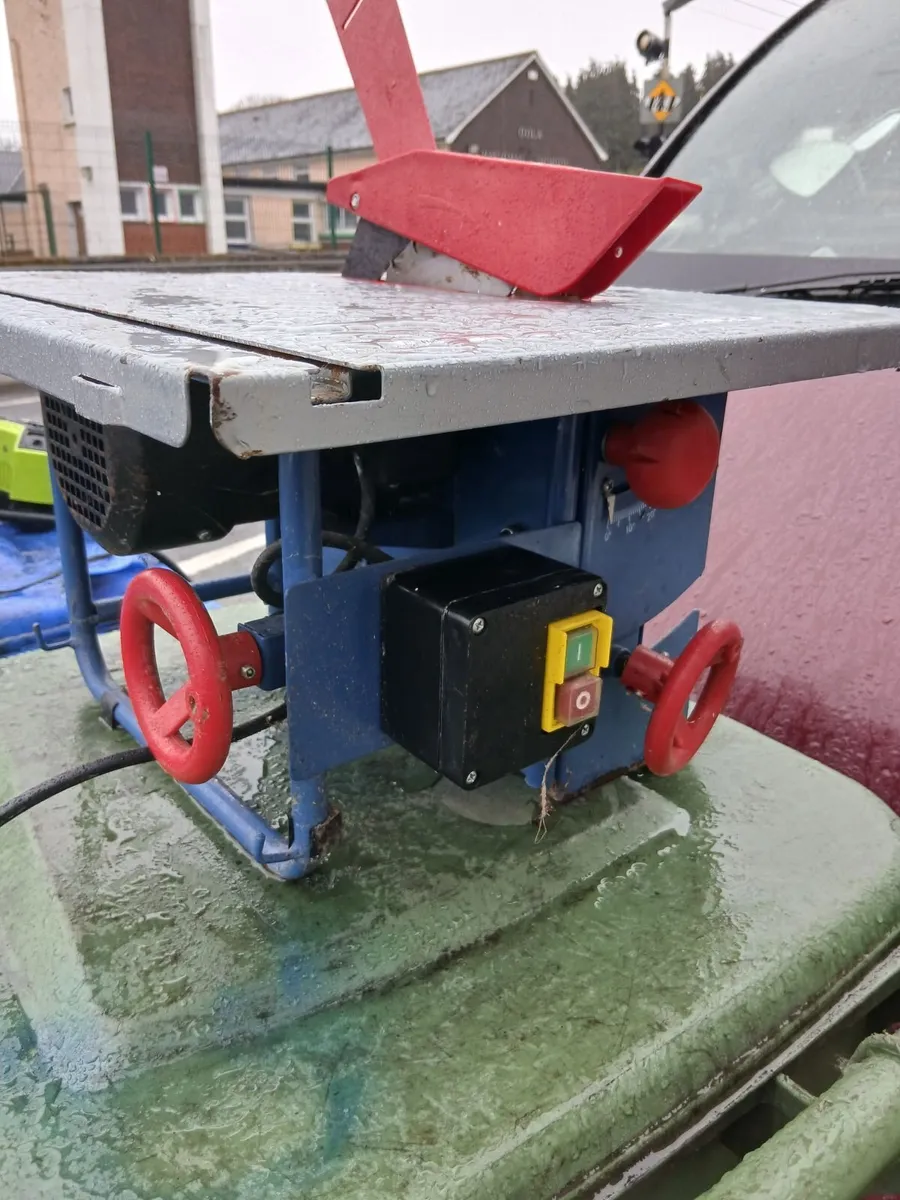 Table saw working 100-percent priced - Image 2