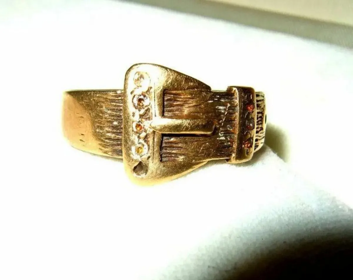 ,Vintage Hallmarked Diamond Buckle Ring - Image 3