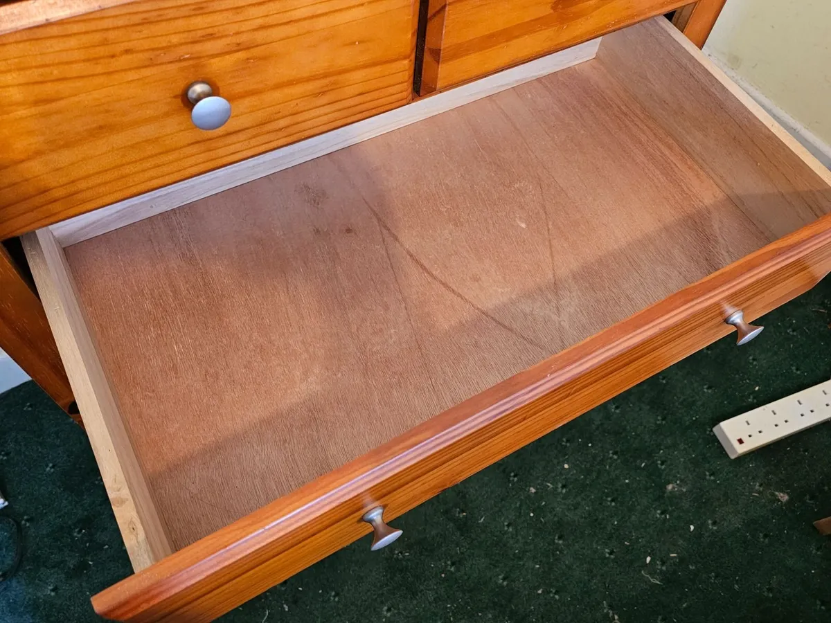 chest of drawers solid wood pine - Image 4