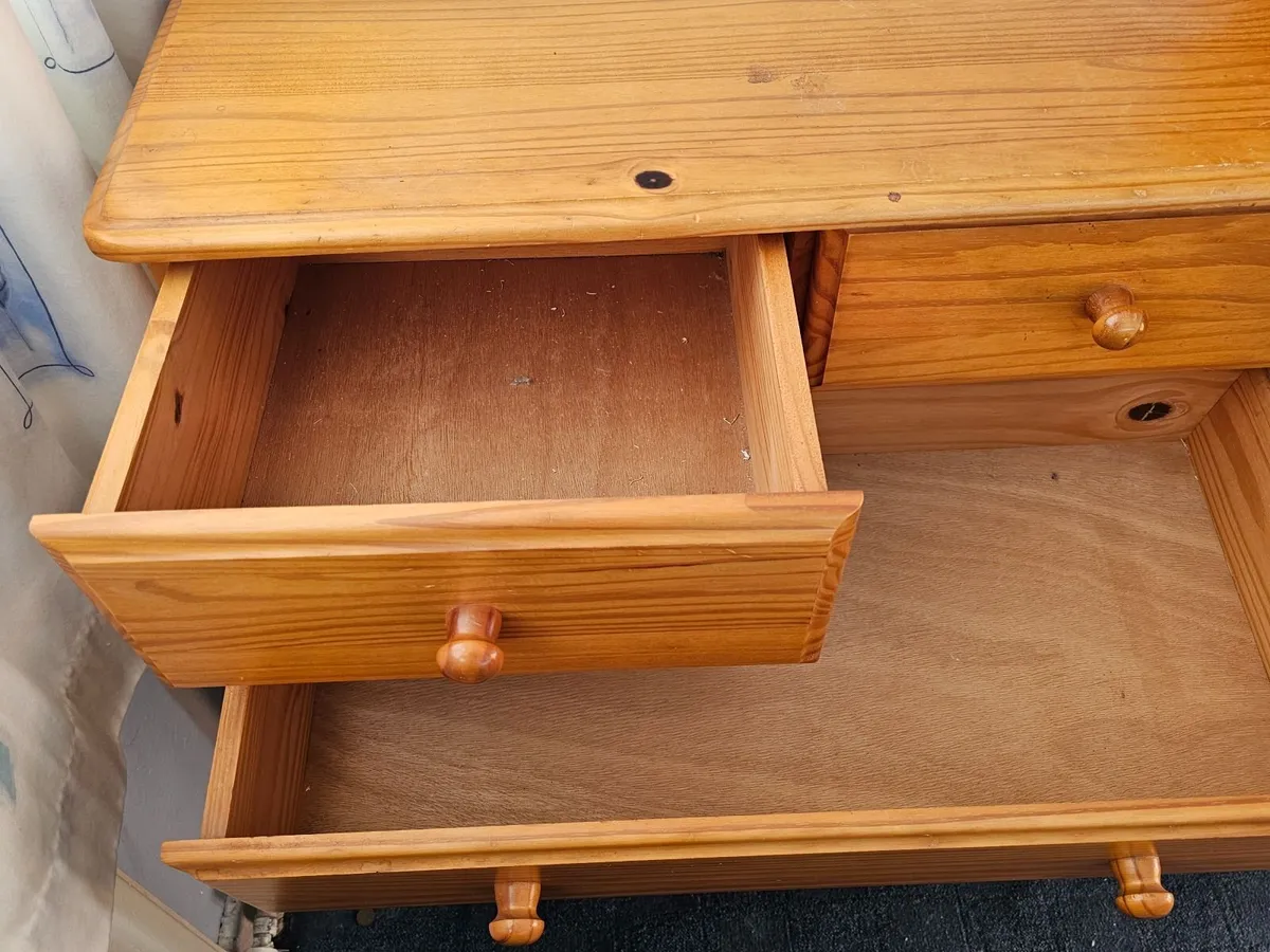 chest of drawers solid wood pine - Image 1