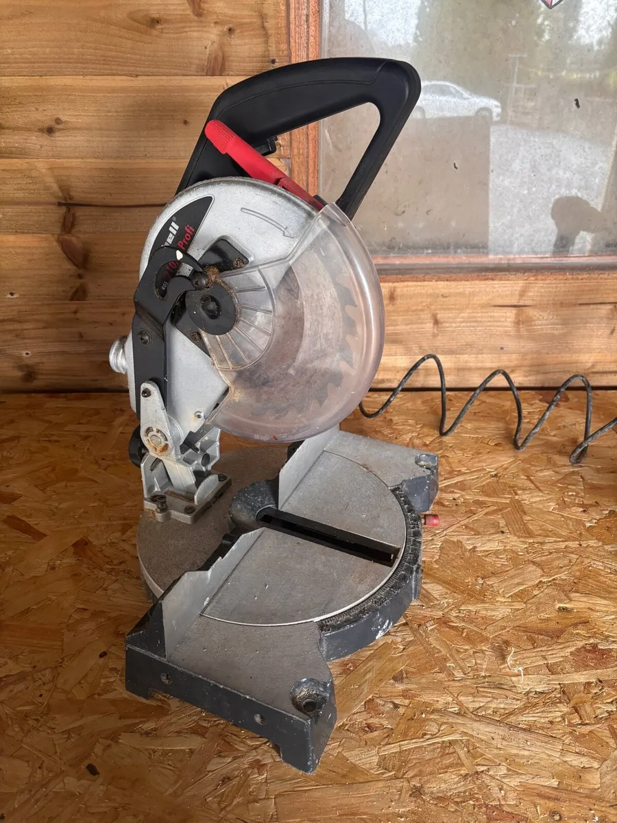 Einhell KGS210 profi mitre saw. - Image 3