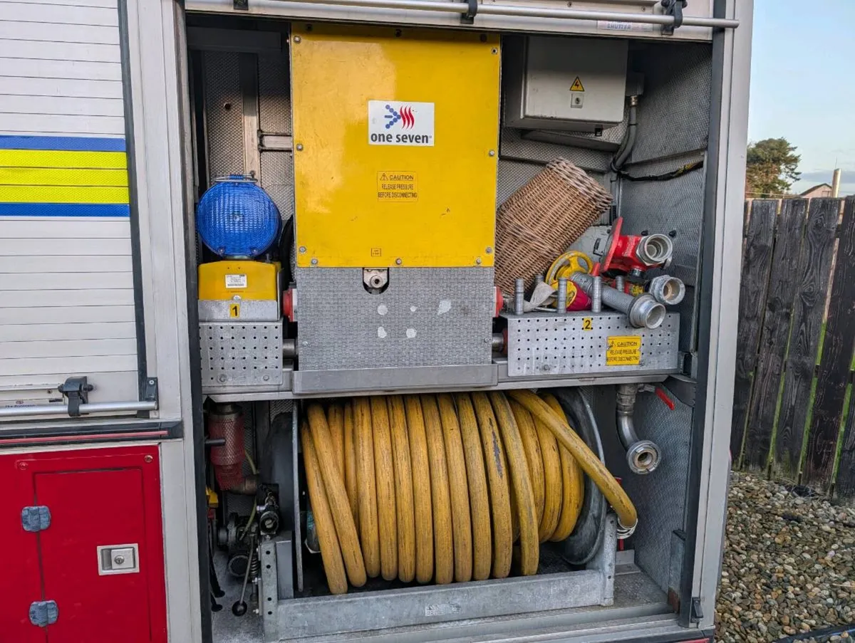 Volvo FLL 280 Fire Engine Tender Appliance CAFS - Image 4