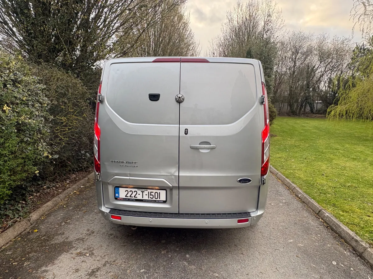 222 FORD TRANSIT CUSTOM LIMITED LWB - Image 4