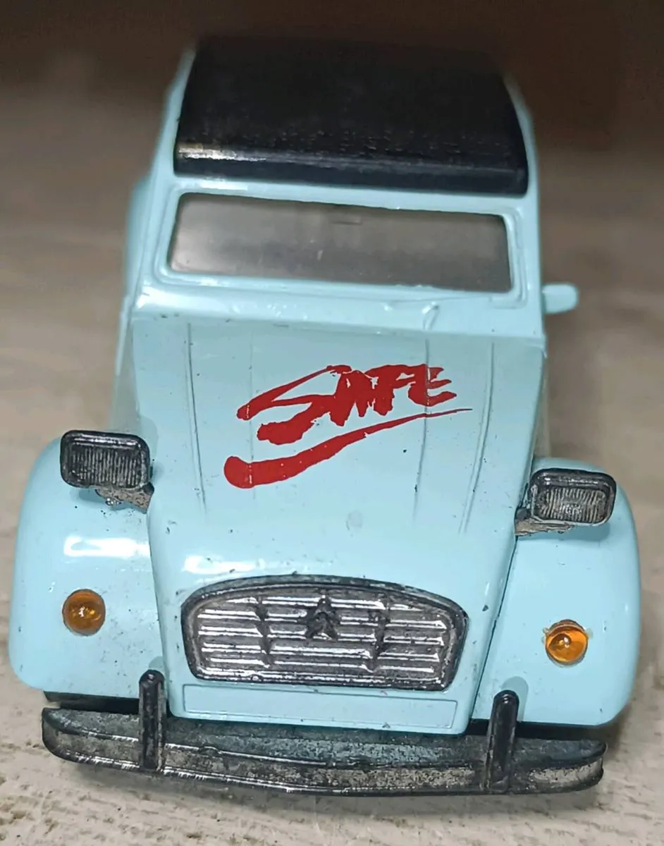 Vintage Citroen - Image 2