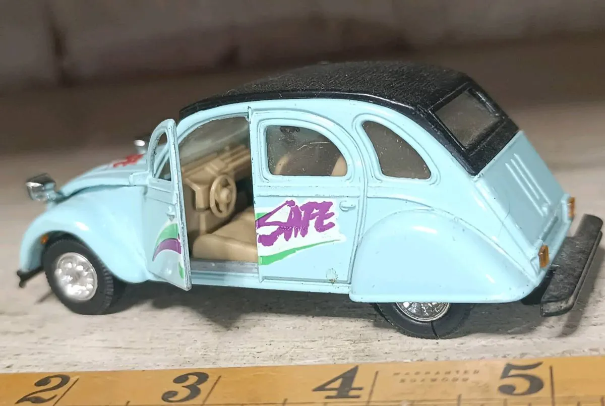 Vintage Citroen - Image 3