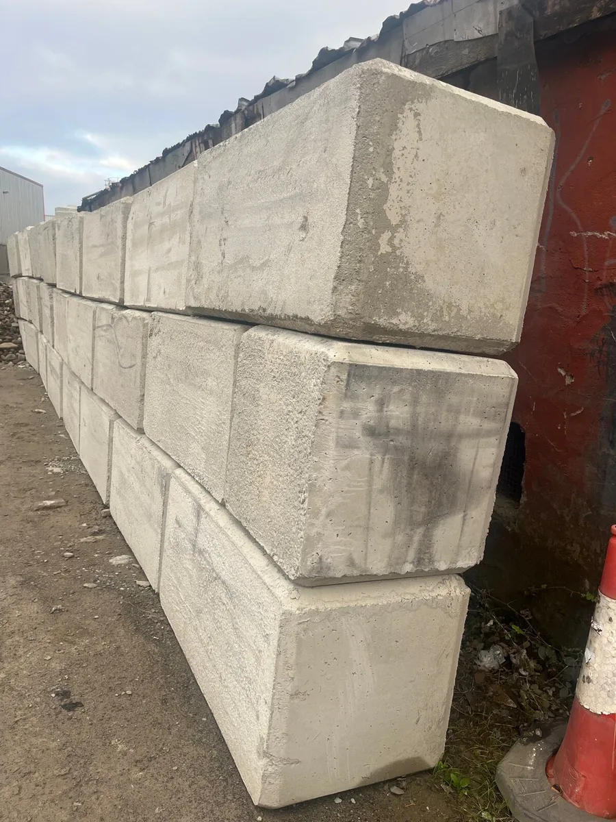 Concrete Lego Blocks - Image 2