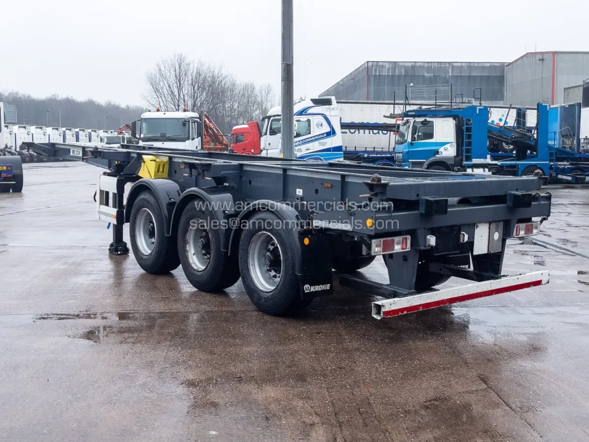 2022 KRONE SLIDING SKELETAL TRAILER - Image 4