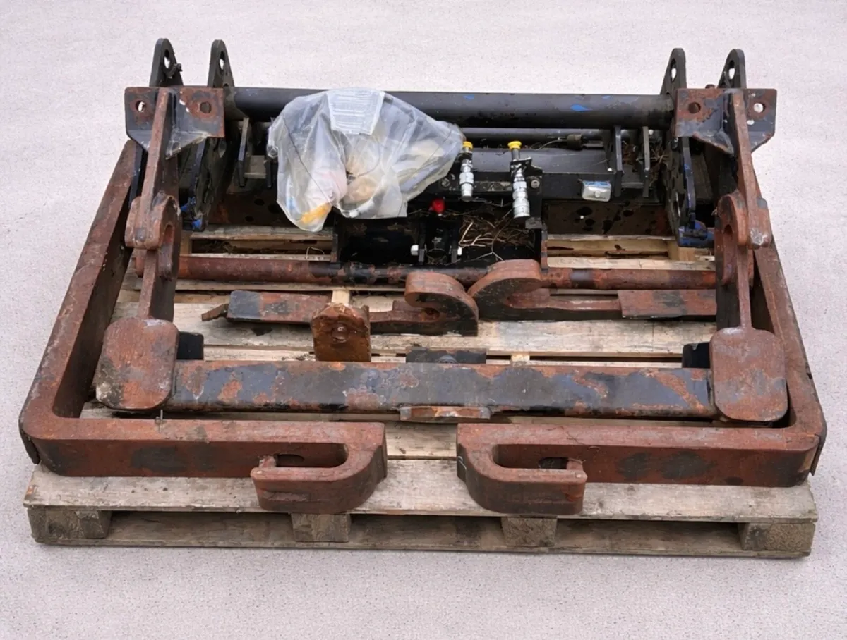 Merlo headstock - Image 3