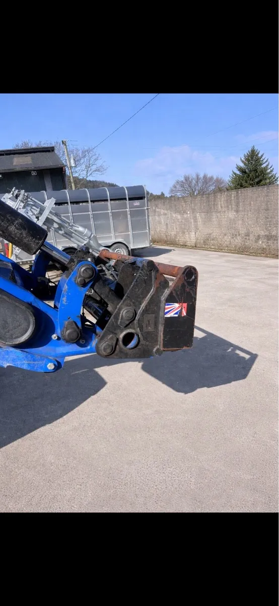 Merlo headstock - Image 4