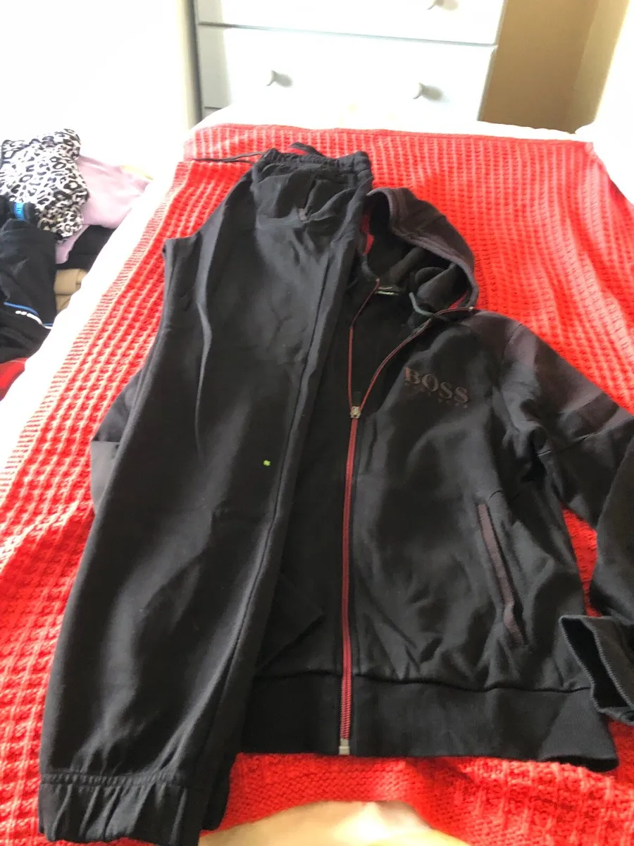Mens Hugo boss tracksuit size S €60 - Image 1