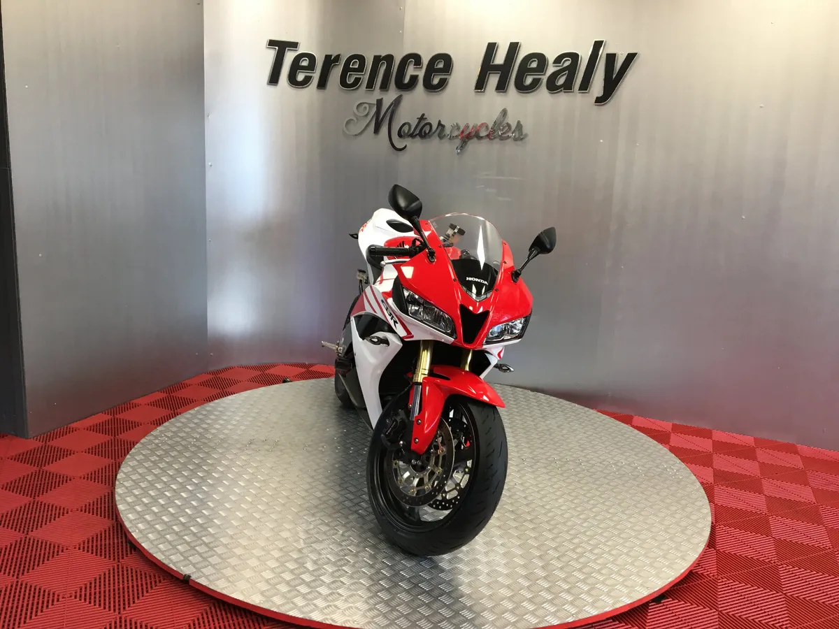 2015 Honda CBR600RR ''Very Good Condition' - Image 4