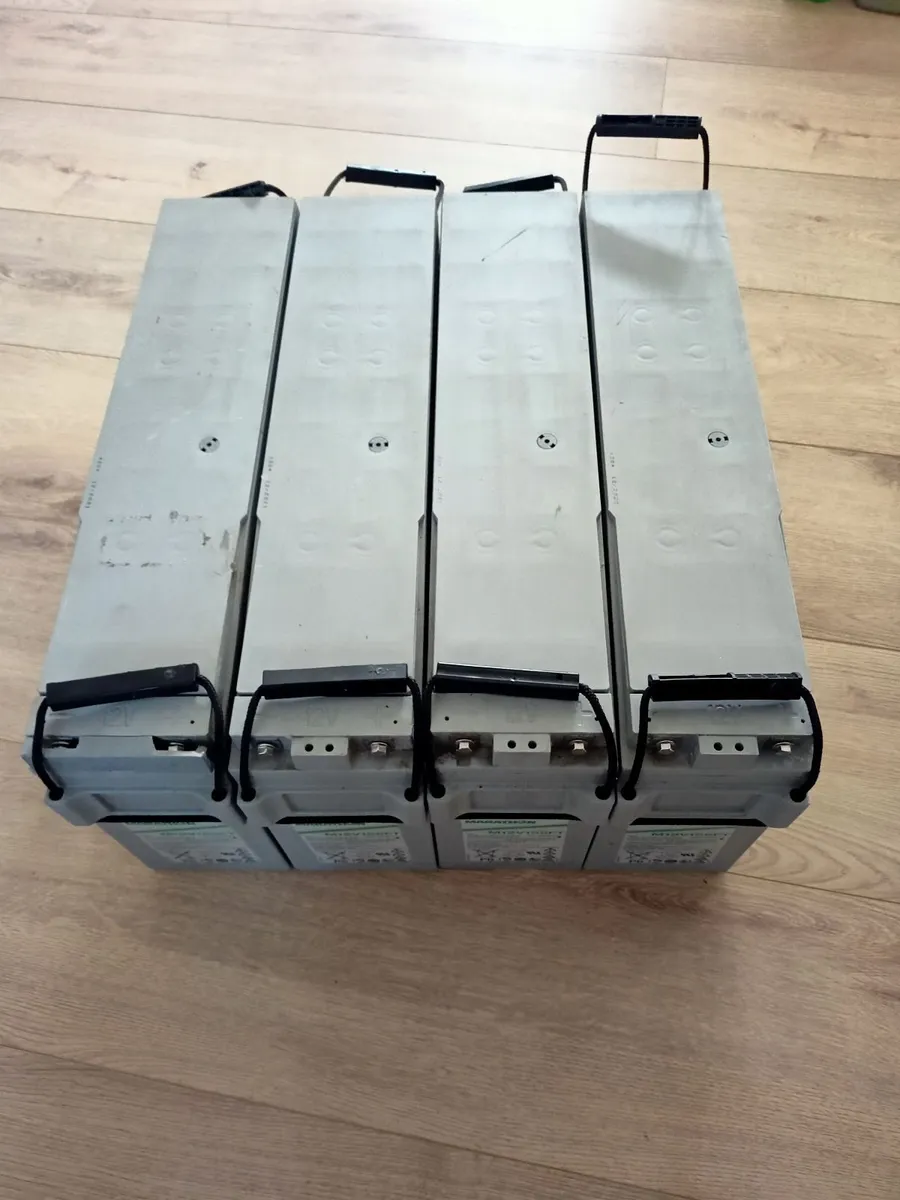 Off-Grid 5.5kW Solar 6.2kW inverter 15kW battery - Image 4