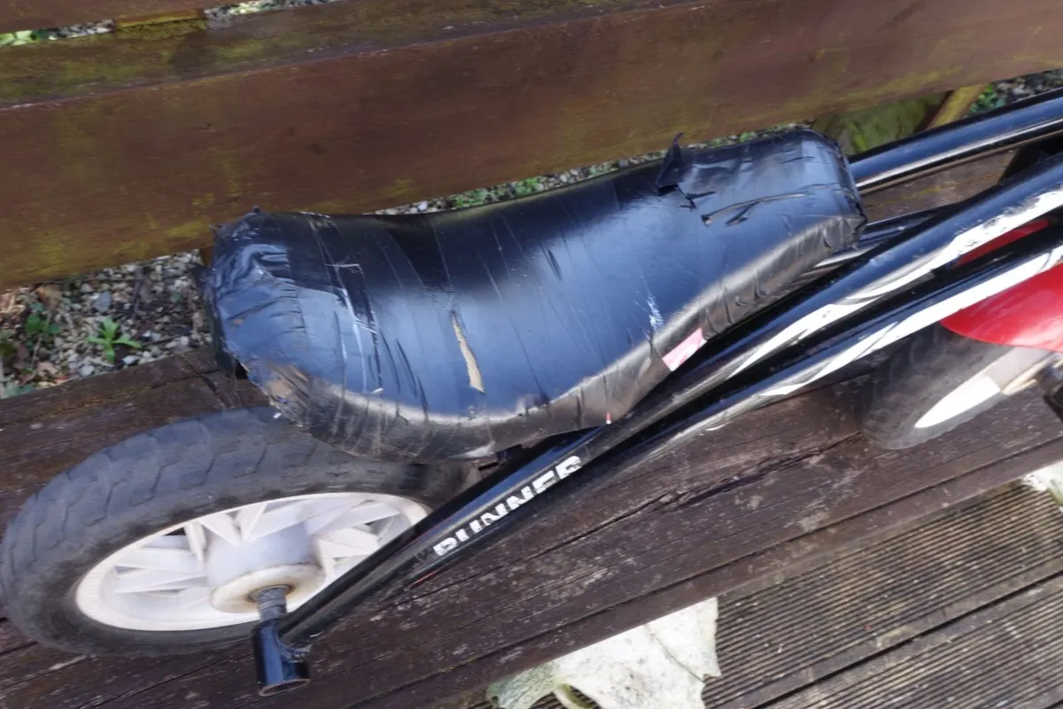 Kids metal balance bike - Image 2