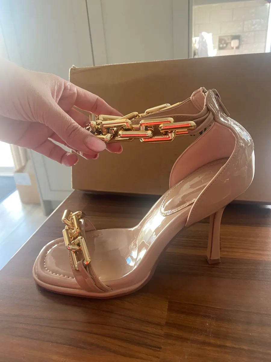 River Island Gold link heels - Image 2