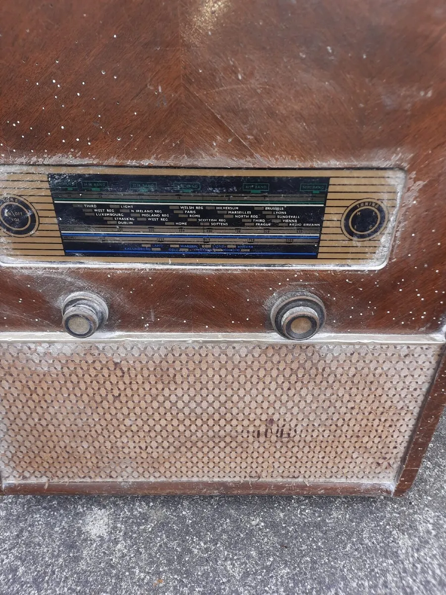 Antique radio - Image 3
