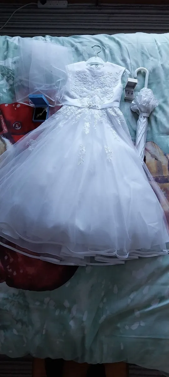Communion dress - Image 1