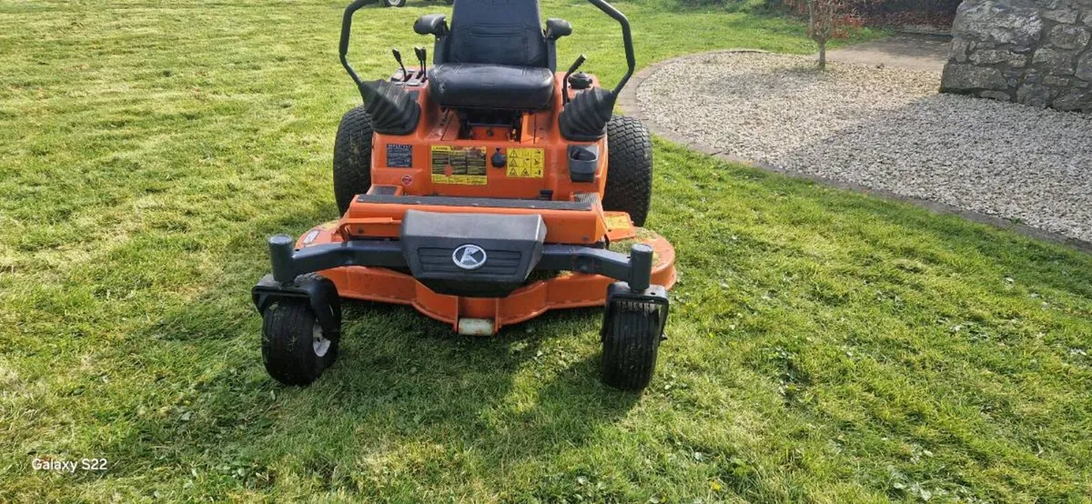 Kubota zd28 zero turn - Image 2