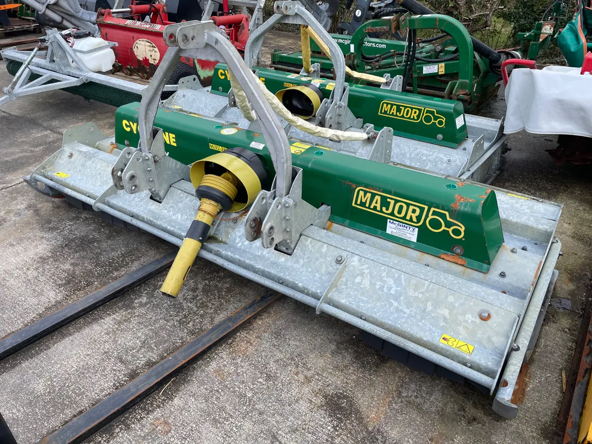 2021 Major Cyclone MJ31-280 - Image 1