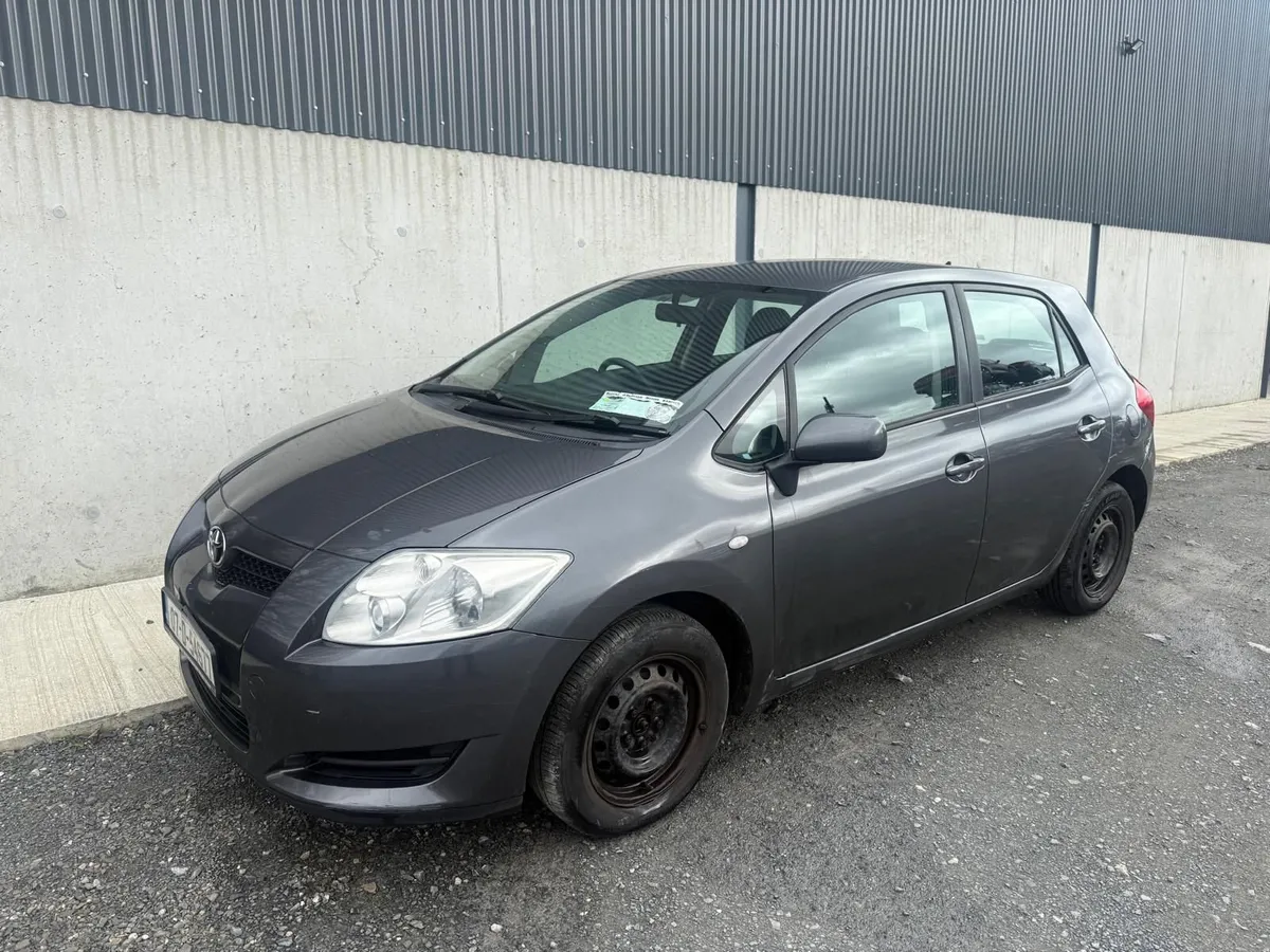 2007 Toyota Auris 1.4 Petrol - Image 3
