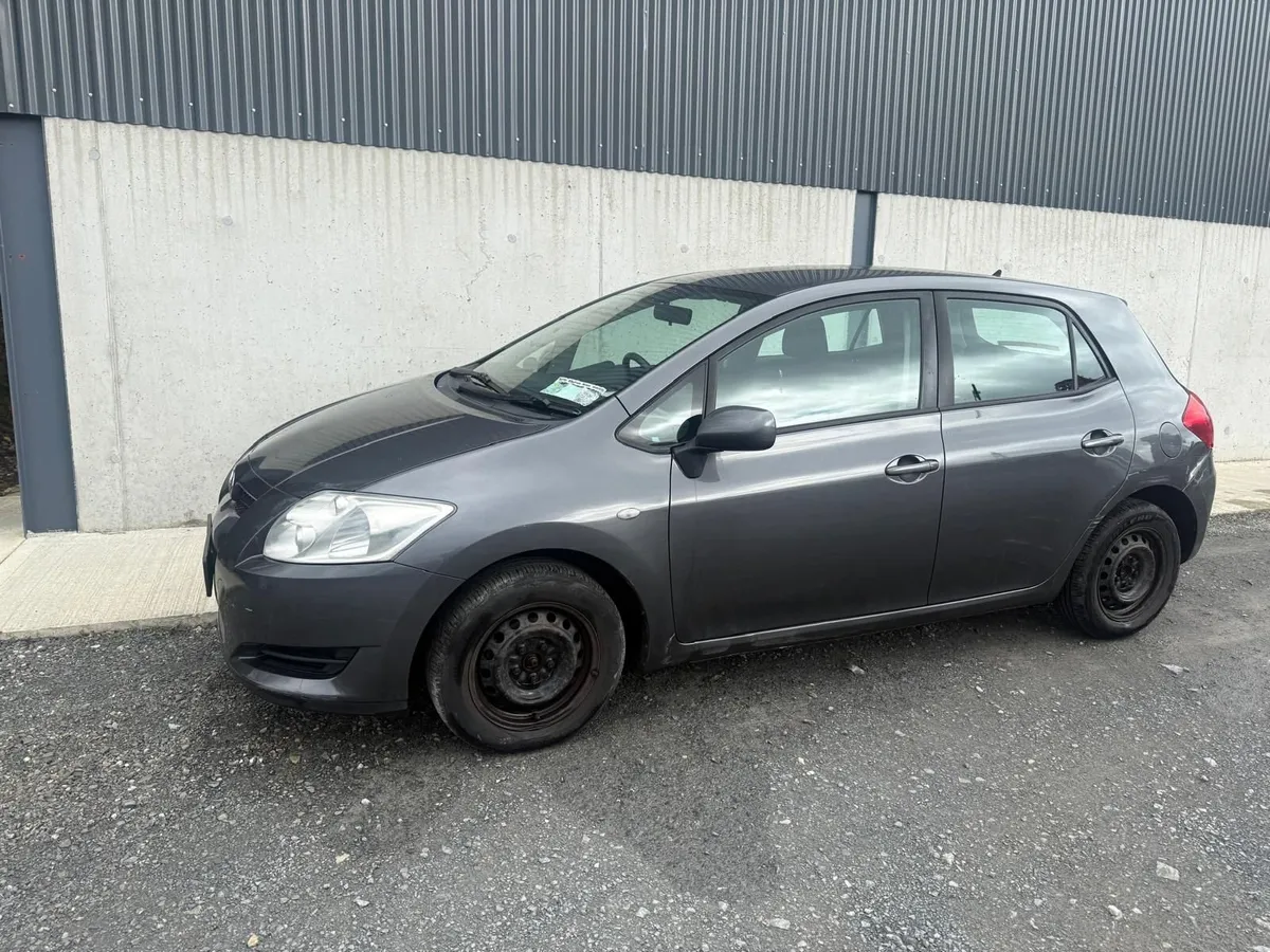 2007 Toyota Auris 1.4 Petrol - Image 2