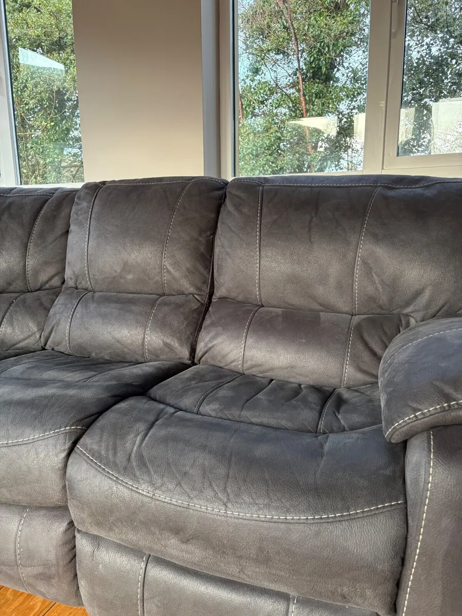 Corner couch - Image 4