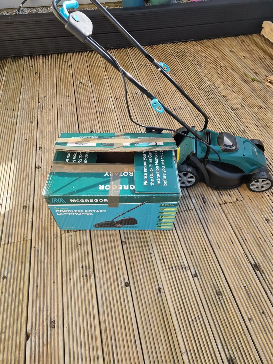 Garden equipment - Image 1