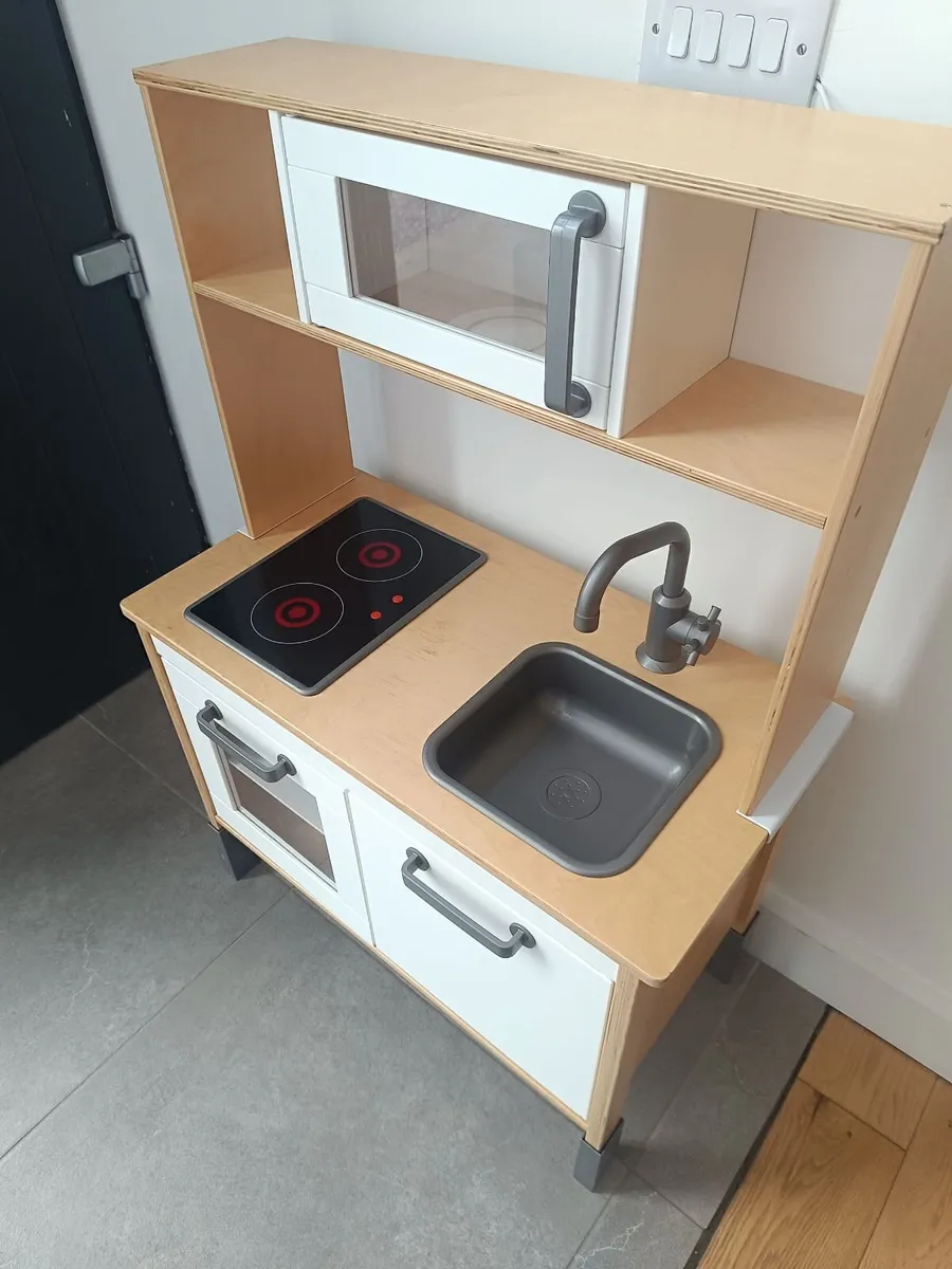 IKEA Duktig play kitchen - Image 2