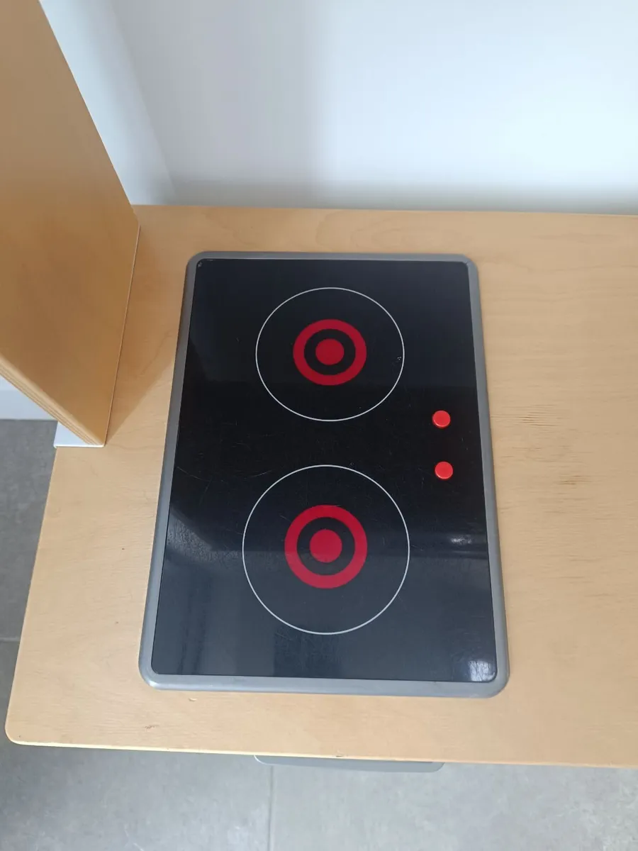 IKEA Duktig play kitchen - Image 4