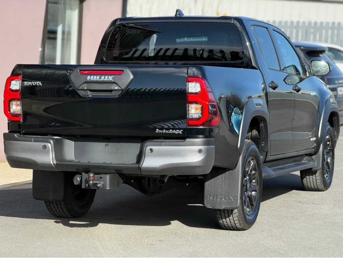 Toyota Hilux INVINCIBLE X - DELIVERY MILES - LAST - Image 3