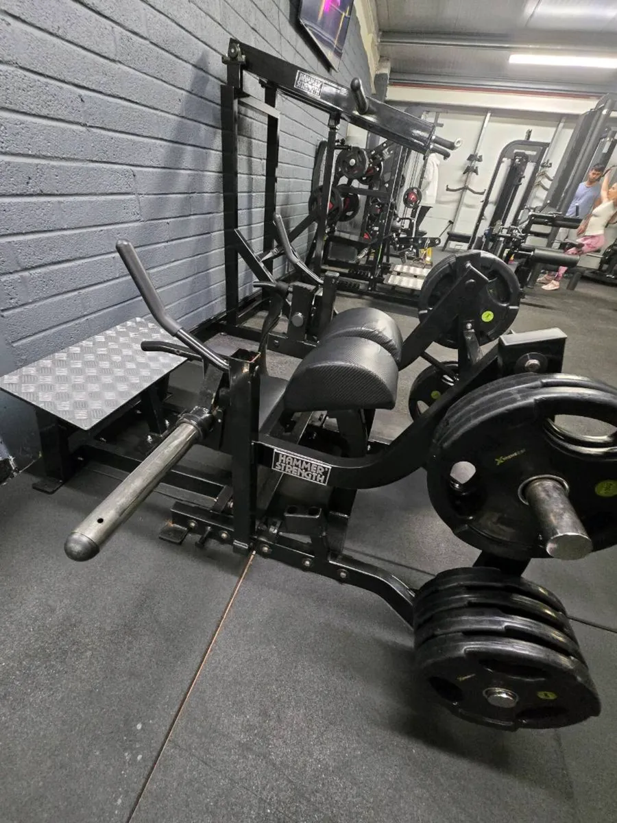 Hip Thruster - Image 1