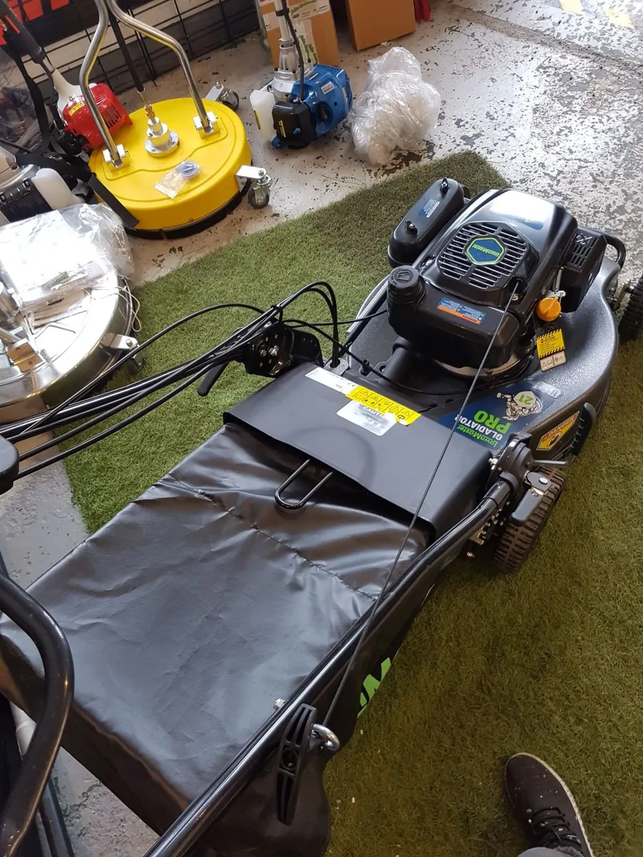 LAWNMASTER GLADIATOR PRO LAWNMOWER FOR SALE - Image 2