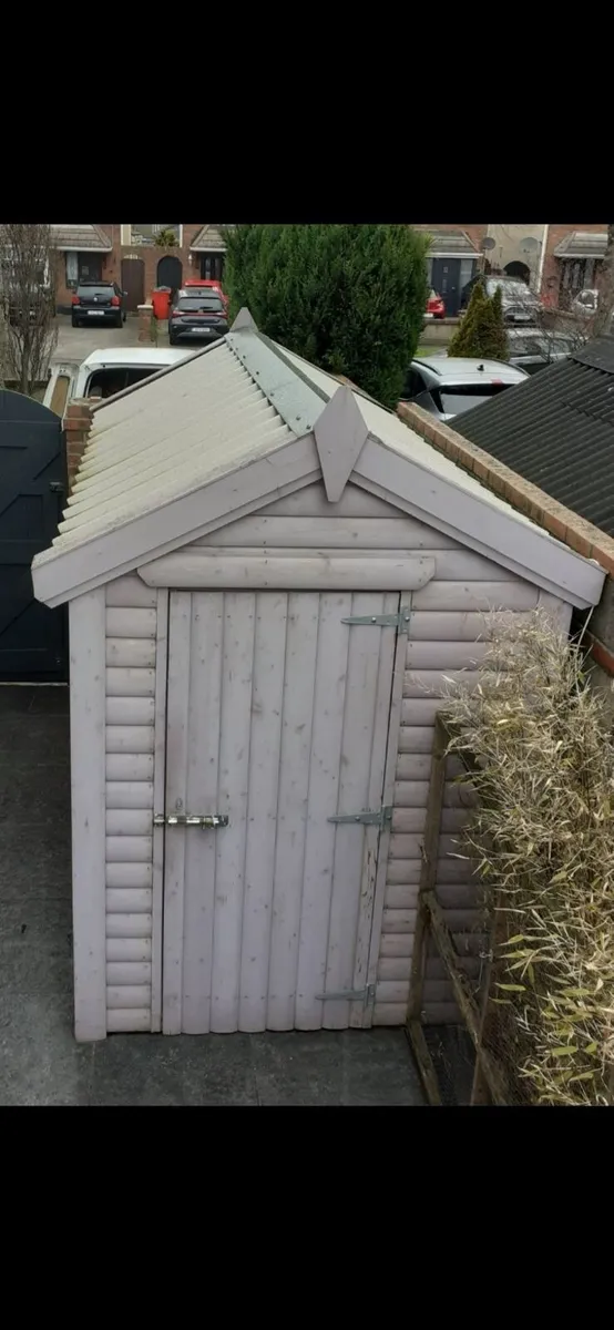 Garden shead H8ft xW5ft7inc x L10ftft L - Image 1