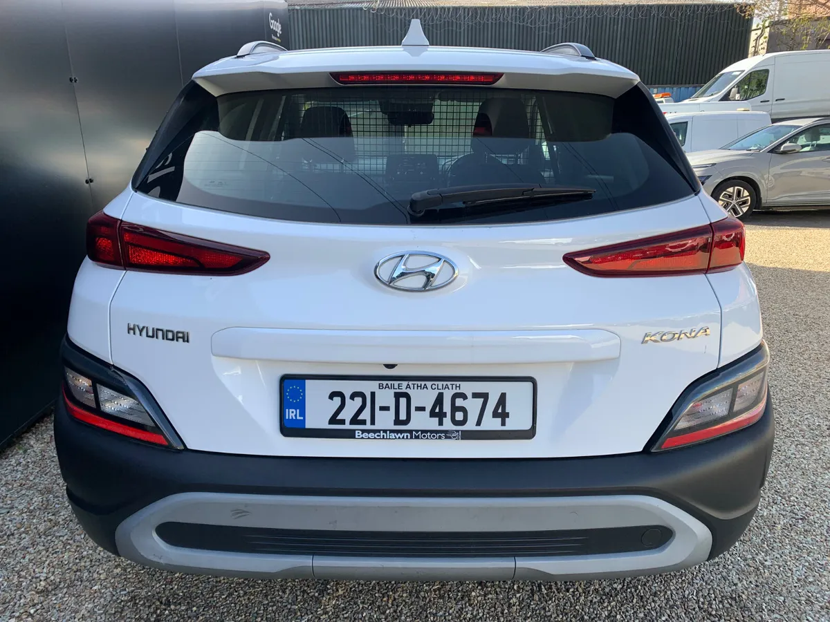 HYUNDAI KONA 1.6 CRDI 2 SEATER COMMERCIAL - Image 4
