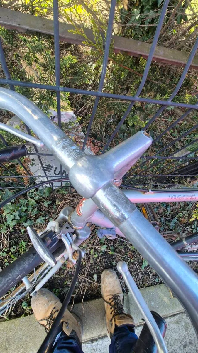 Classic vintage road bike - Image 4