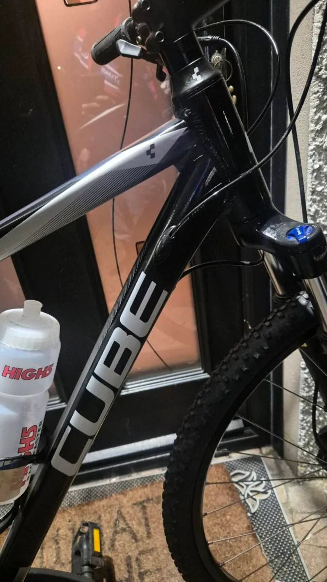 Mountain bike - Image 2