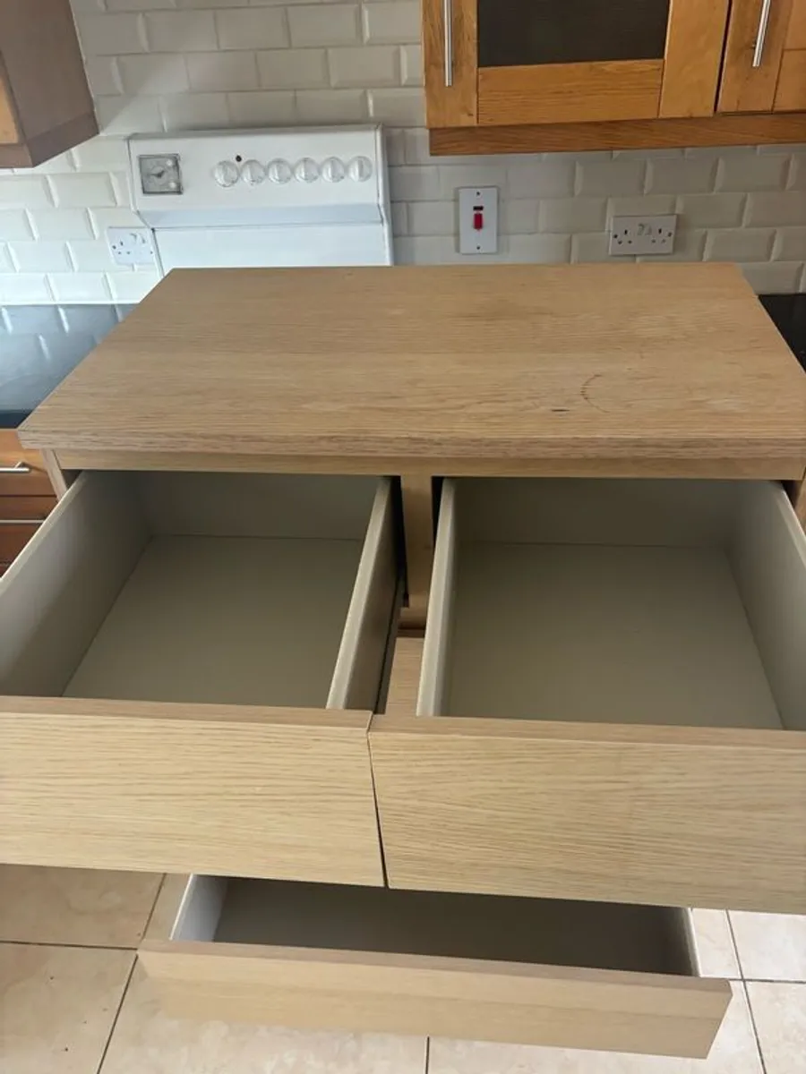 chest of drawers - Image 3