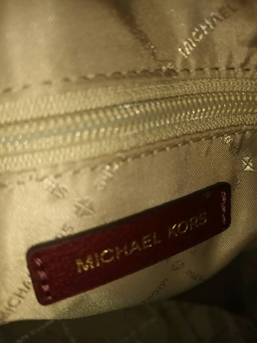 Michael Kors Cindy Medium Dome Handbag - Burgundy - Image 4